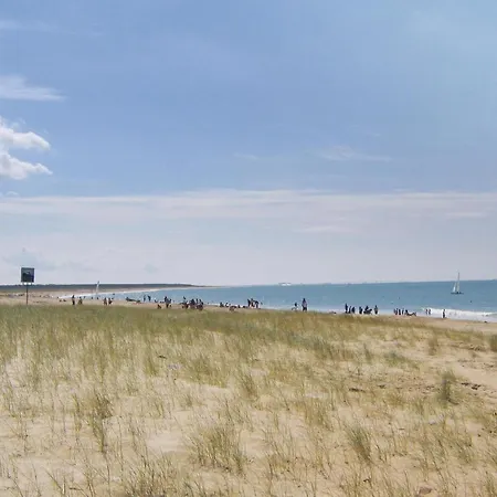 Ferienhaus Awesome In Sur La Faute-sur-Mer